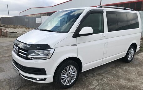 Volkswagen Caravelle T6 рестайлинг, 2015 год, 3 800 000 рублей, 5 фотография