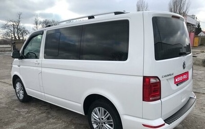 Volkswagen Caravelle T6 рестайлинг, 2015 год, 3 800 000 рублей, 1 фотография