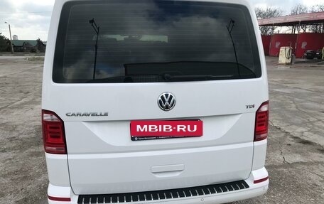 Volkswagen Caravelle T6 рестайлинг, 2015 год, 3 800 000 рублей, 2 фотография