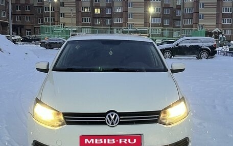 Volkswagen Polo VI (EU Market), 2011 год, 680 000 рублей, 1 фотография