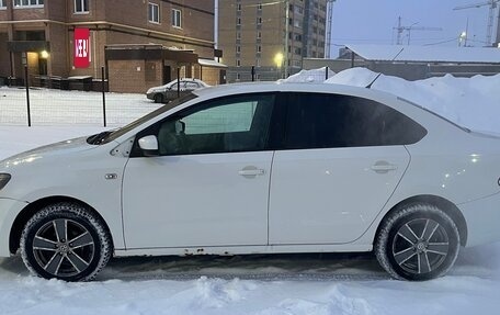 Volkswagen Polo VI (EU Market), 2011 год, 680 000 рублей, 4 фотография