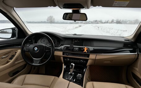 BMW 5 серия, 2011 год, 1 970 000 рублей, 9 фотография