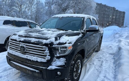 Toyota Tundra II, 2019 год, 6 700 000 рублей, 3 фотография