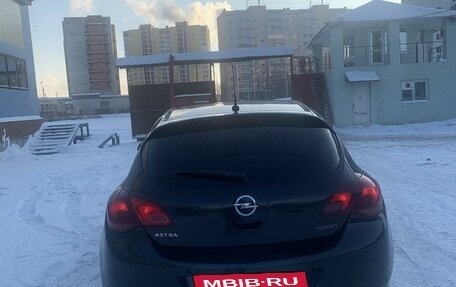 Opel Astra J, 2011 год, 750 000 рублей, 4 фотография