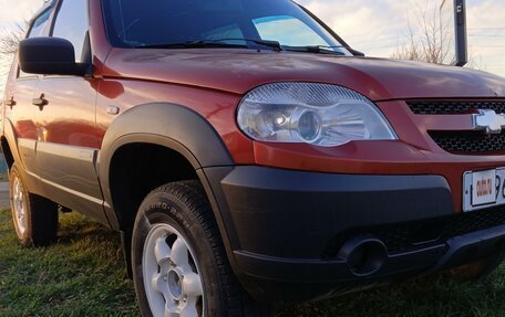 Chevrolet Niva I рестайлинг, 2012 год, 470 000 рублей, 3 фотография