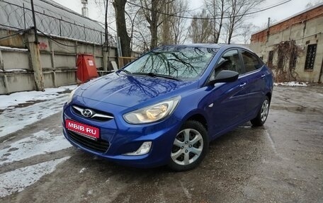 Hyundai Solaris II рестайлинг, 2012 год, 780 000 рублей, 1 фотография