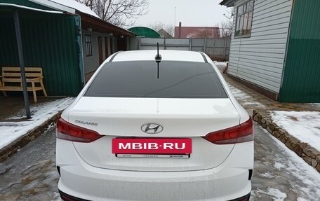 Hyundai Solaris II рестайлинг, 2021 год, 1 650 000 рублей, 3 фотография