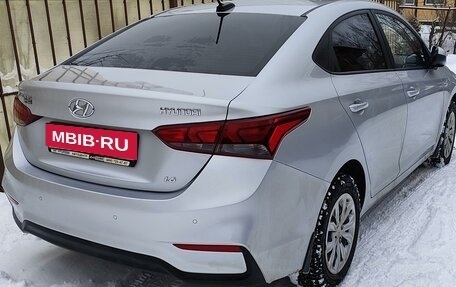 Hyundai Solaris II рестайлинг, 2018 год, 1 390 000 рублей, 11 фотография