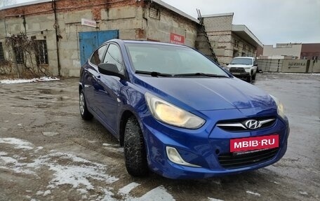 Hyundai Solaris II рестайлинг, 2012 год, 780 000 рублей, 2 фотография