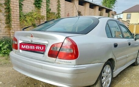 Mitsubishi Carisma I, 2001 год, 250 000 рублей, 3 фотография