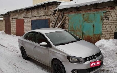 Volkswagen Polo VI (EU Market), 2012 год, 700 000 рублей, 11 фотография