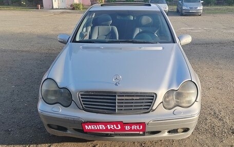 Mercedes-Benz C-Класс, 2002 год, 370 000 рублей, 3 фотография