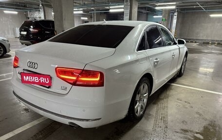 Audi A8, 2010 год, 1 749 000 рублей, 3 фотография