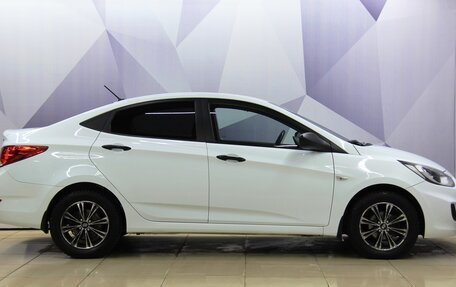 Hyundai Solaris II рестайлинг, 2011 год, 697 000 рублей, 6 фотография