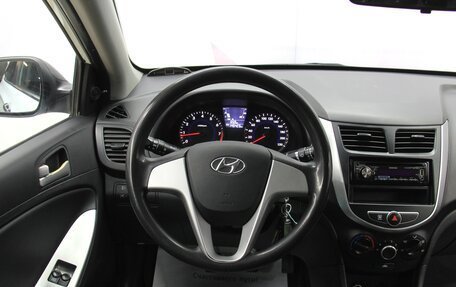 Hyundai Solaris II рестайлинг, 2011 год, 697 000 рублей, 13 фотография