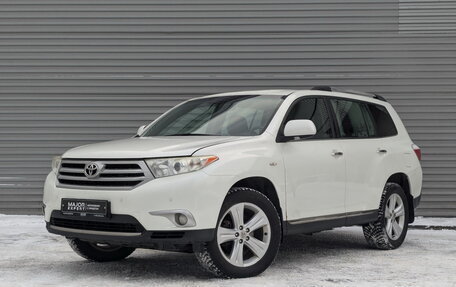 Toyota Highlander III, 2011 год, 2 150 000 рублей, 1 фотография