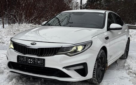 KIA Optima IV, 2018 год, 1 215 000 рублей, 9 фотография