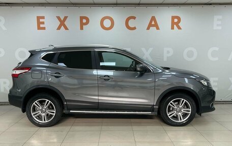 Nissan Qashqai, 2017 год, 1 967 000 рублей, 4 фотография