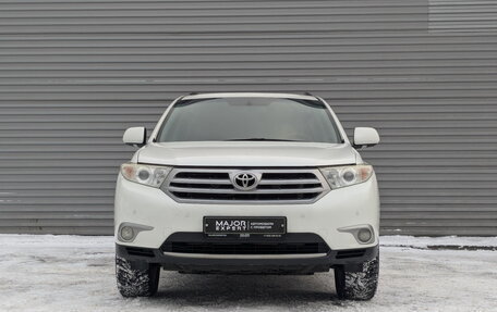 Toyota Highlander III, 2011 год, 2 150 000 рублей, 2 фотография