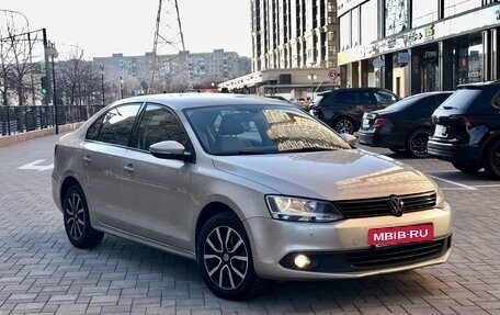 Volkswagen Jetta VI, 2012 год, 1 330 000 рублей, 6 фотография