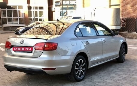 Volkswagen Jetta VI, 2012 год, 1 330 000 рублей, 5 фотография