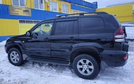 Toyota Land Cruiser Prado 120 рестайлинг, 2005 год, 1 750 000 рублей, 3 фотография