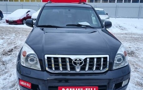 Toyota Land Cruiser Prado 120 рестайлинг, 2005 год, 1 750 000 рублей, 2 фотография