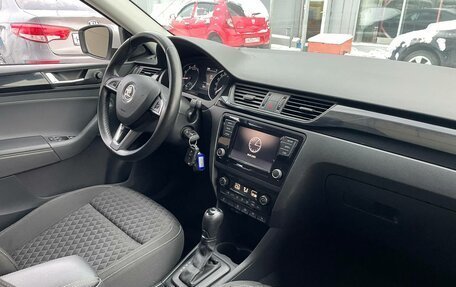 Skoda Rapid I, 2017 год, 1 490 000 рублей, 10 фотография