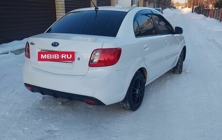 KIA Rio II, 2010 год, 695 000 рублей, 10 фотография