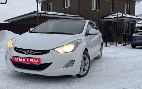 Hyundai Elantra V, 2013 год, 1 100 000 рублей, 2 фотография