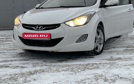 Hyundai Elantra V, 2013 год, 1 100 000 рублей, 5 фотография