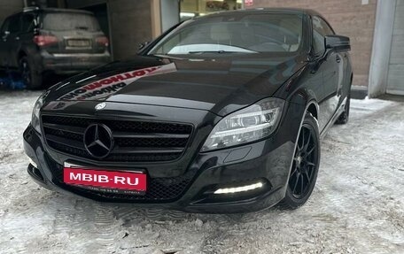 Mercedes-Benz CLS, 2011 год, 2 300 000 рублей, 2 фотография