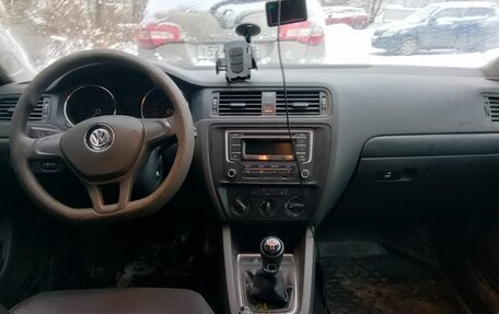 Volkswagen Jetta VI, 2015 год, 930 000 рублей, 4 фотография