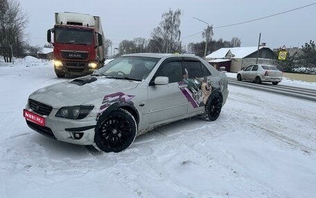 Toyota Altezza, 2001 год, 575 000 рублей, 1 фотография