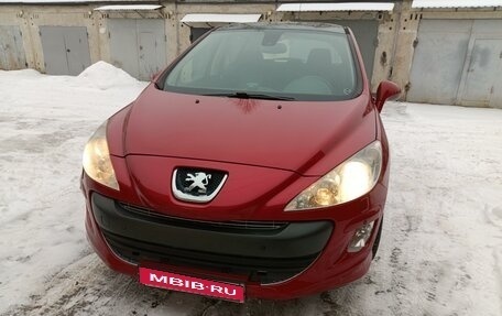 Peugeot 308 II, 2010 год, 690 000 рублей, 1 фотография