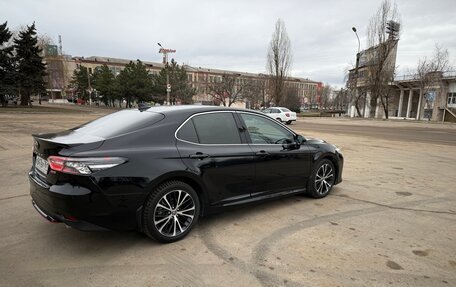 Toyota Camry, 2020 год, 3 700 000 рублей, 7 фотография