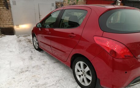 Peugeot 308 II, 2010 год, 690 000 рублей, 3 фотография