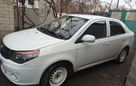 Geely GC6, 2015 год, 700 000 рублей, 3 фотография