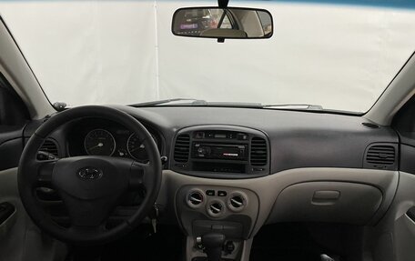 Hyundai Verna II, 2006 год, 729 000 рублей, 11 фотография