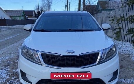 KIA Rio III рестайлинг, 2013 год, 999 000 рублей, 4 фотография