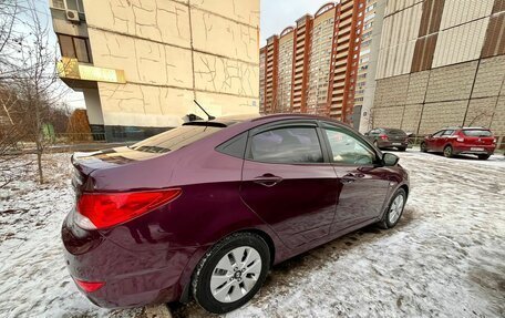 Hyundai Solaris II рестайлинг, 2013 год, 940 000 рублей, 24 фотография