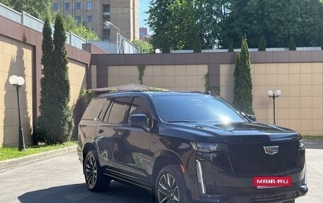 Cadillac Escalade V, 2023 год, 18 500 000 рублей, 2 фотография