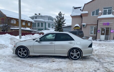 Toyota Altezza, 2002 год, 1 100 000 рублей, 4 фотография