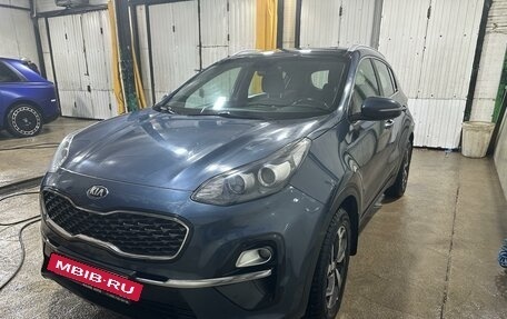 KIA Sportage IV рестайлинг, 2019 год, 2 000 000 рублей, 2 фотография