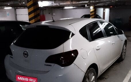 Opel Astra J, 2011 год, 535 000 рублей, 4 фотография