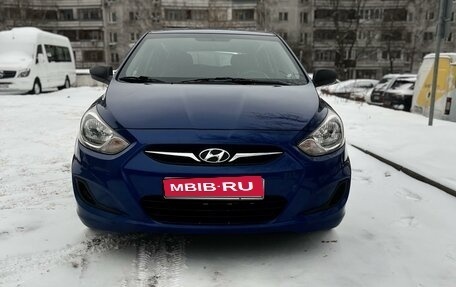 Hyundai Solaris II рестайлинг, 2011 год, 785 000 рублей, 1 фотография