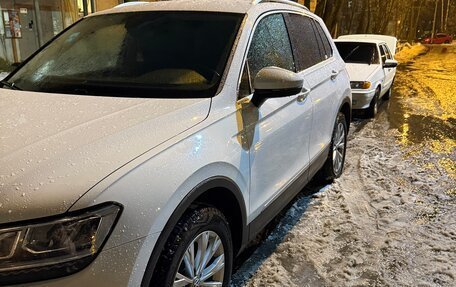 Volkswagen Tiguan II, 2019 год, 2 700 000 рублей, 7 фотография