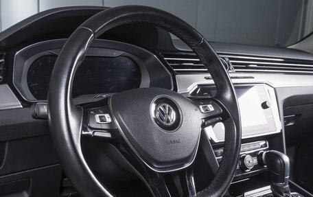 Volkswagen Passat B8 рестайлинг, 2018 год, 2 449 000 рублей, 18 фотография