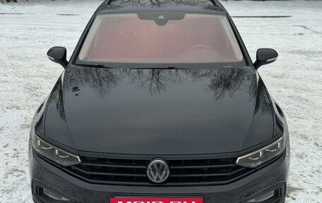 Volkswagen Passat B8 рестайлинг, 2019 год, 3 500 000 рублей, 5 фотография