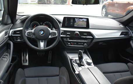 BMW 5 серия, 2019 год, 3 730 000 рублей, 6 фотография